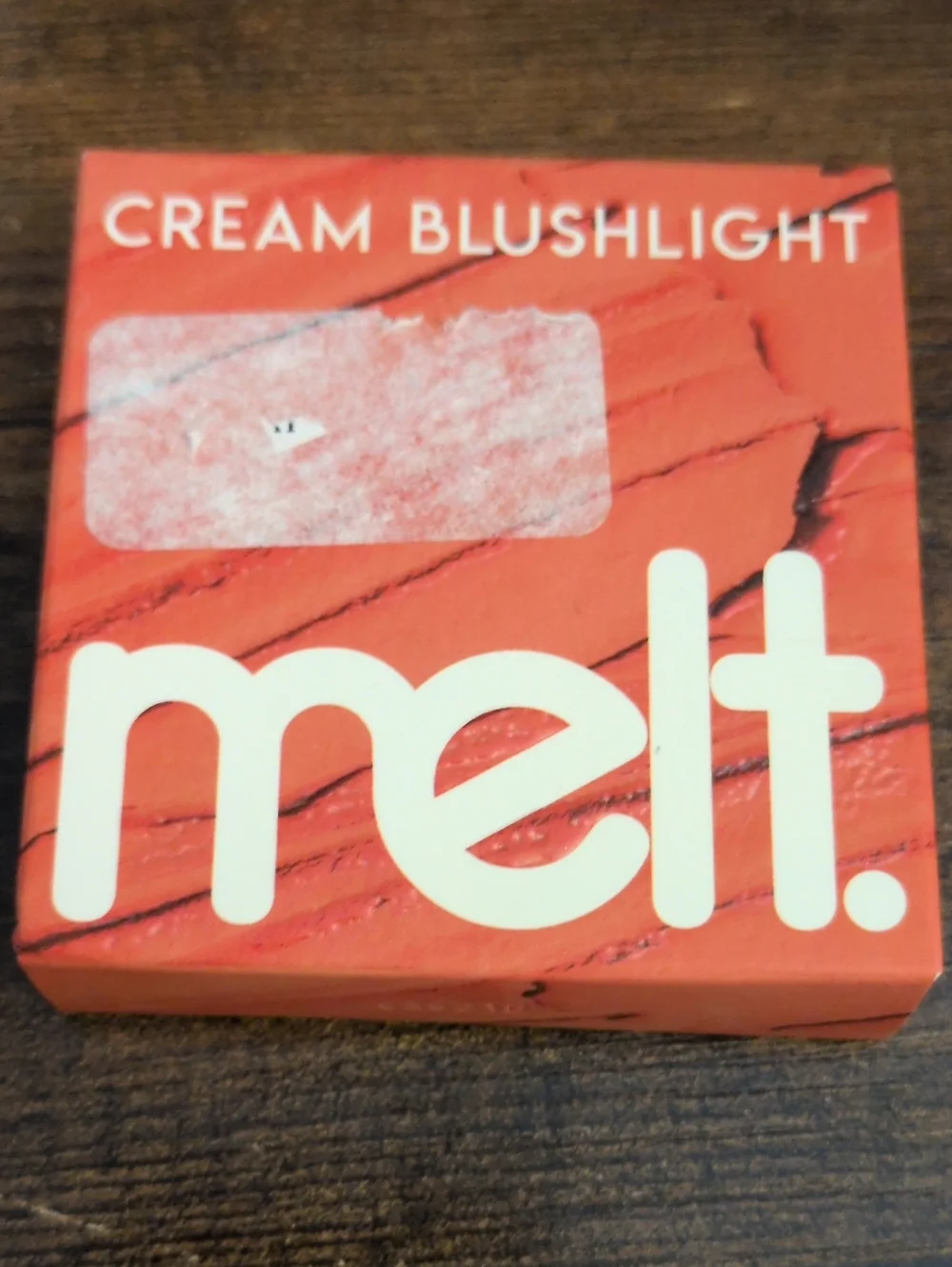 MELT  Cream Blushlight Compact —